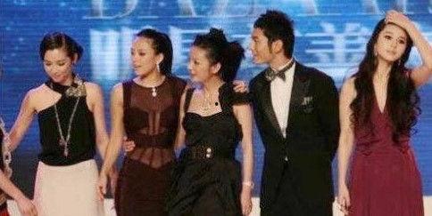 明星八卦华谊,揭秘娱乐圈背后的八卦风云  第1张